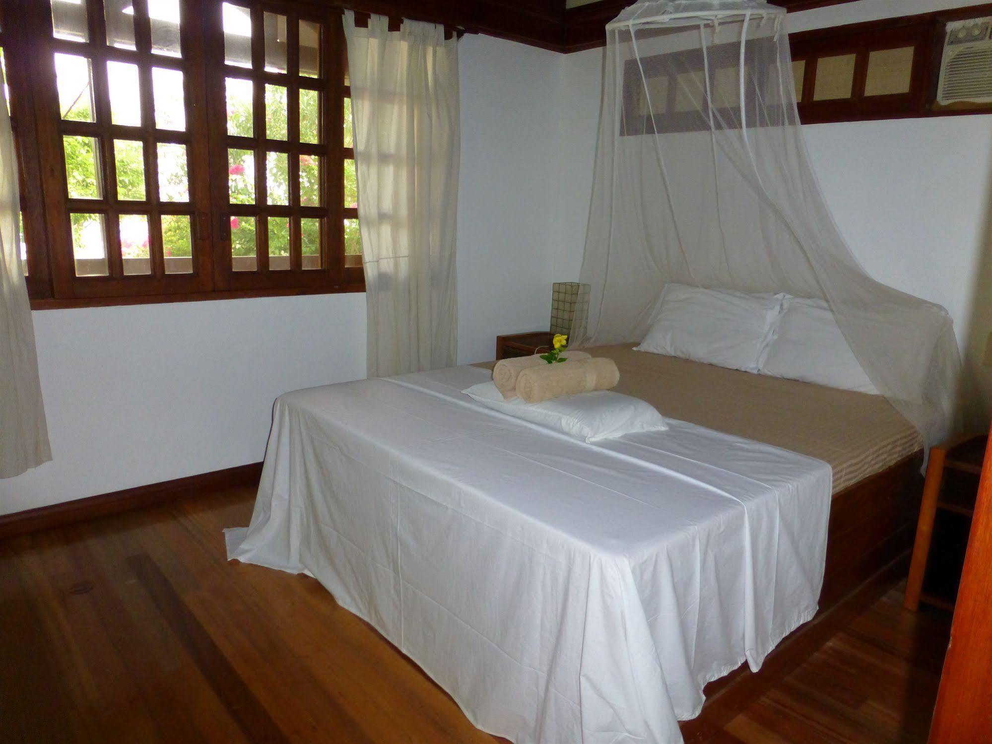 Talima Beach Villas & Dive Resort Cebu Exteriör bild
