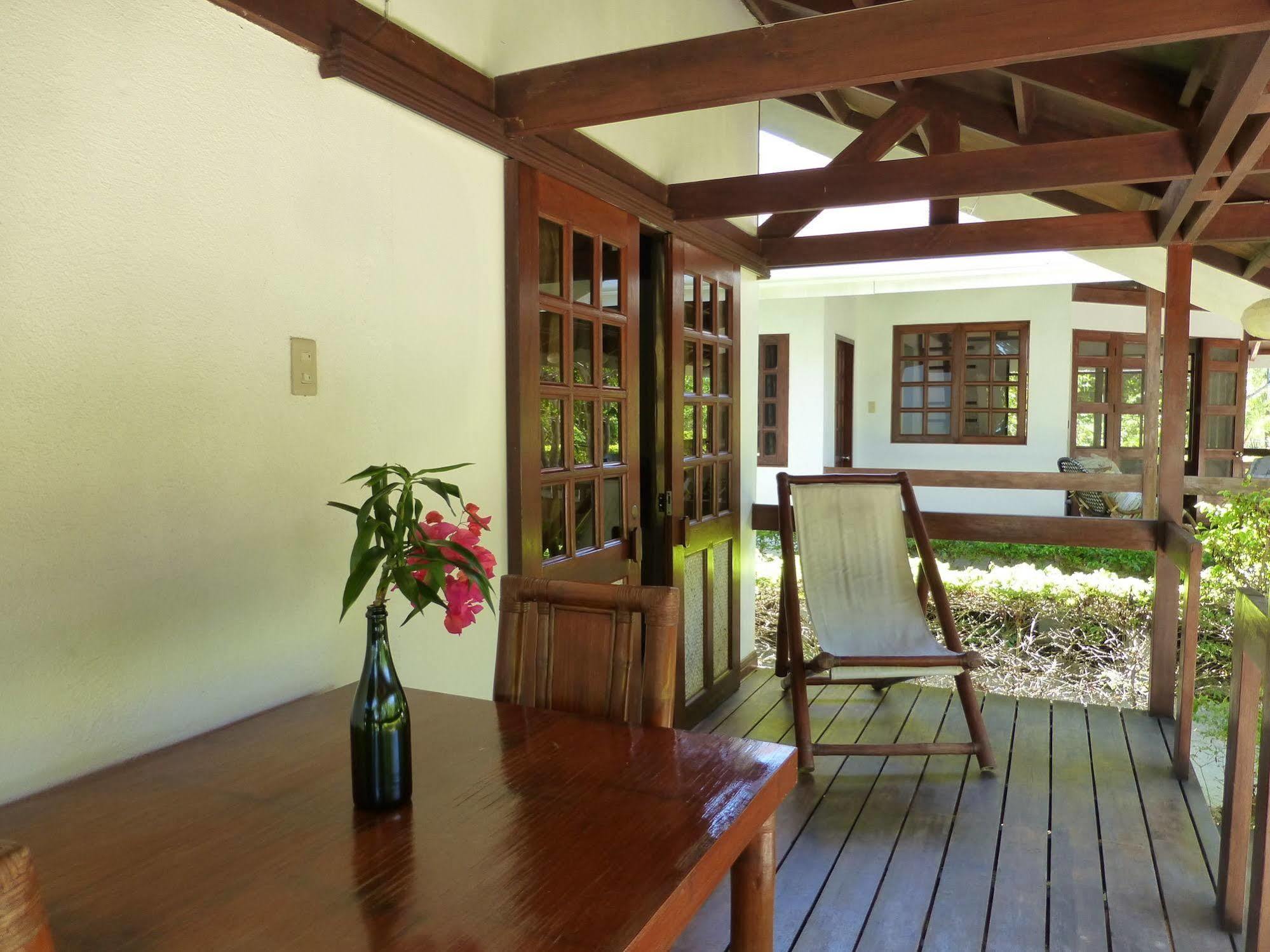 Talima Beach Villas & Dive Resort Cebu Exteriör bild
