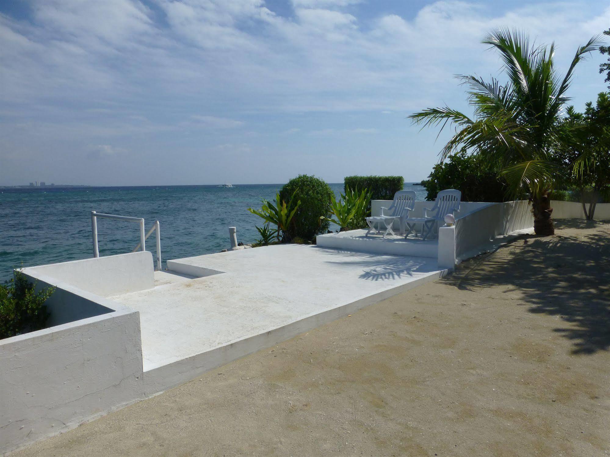 Talima Beach Villas & Dive Resort Cebu Exteriör bild